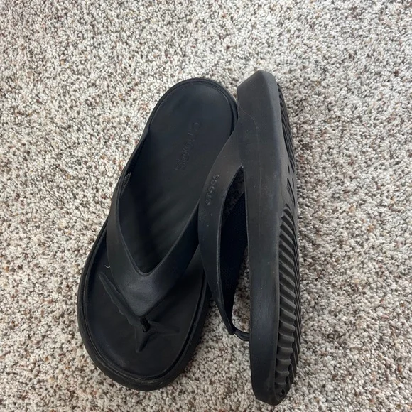 CROCS Black Women's Sandals - Picture 4 of 4